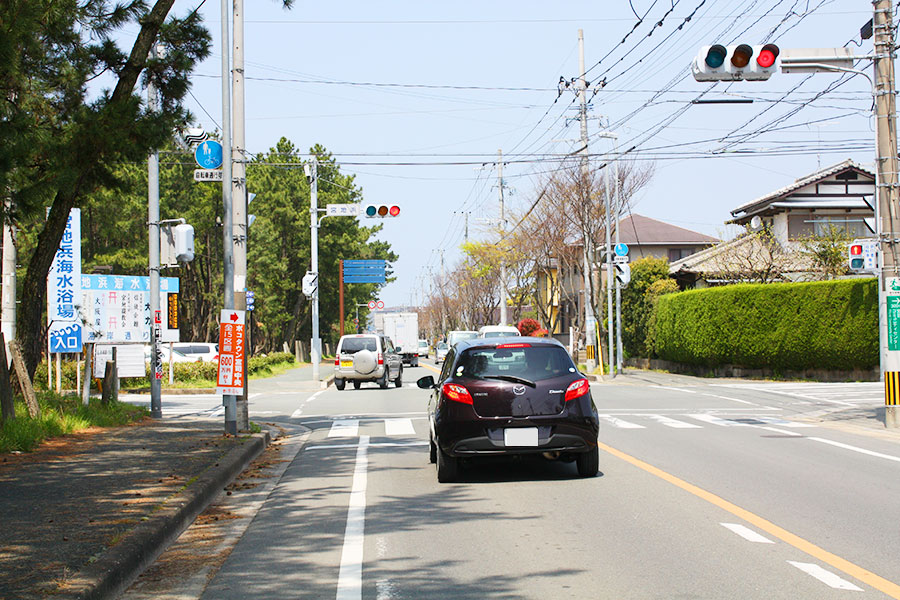 国道495号線宮地浜交差点